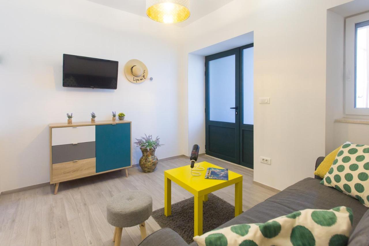 Beach Apartment Korina Sumpetar Екстер'єр фото
