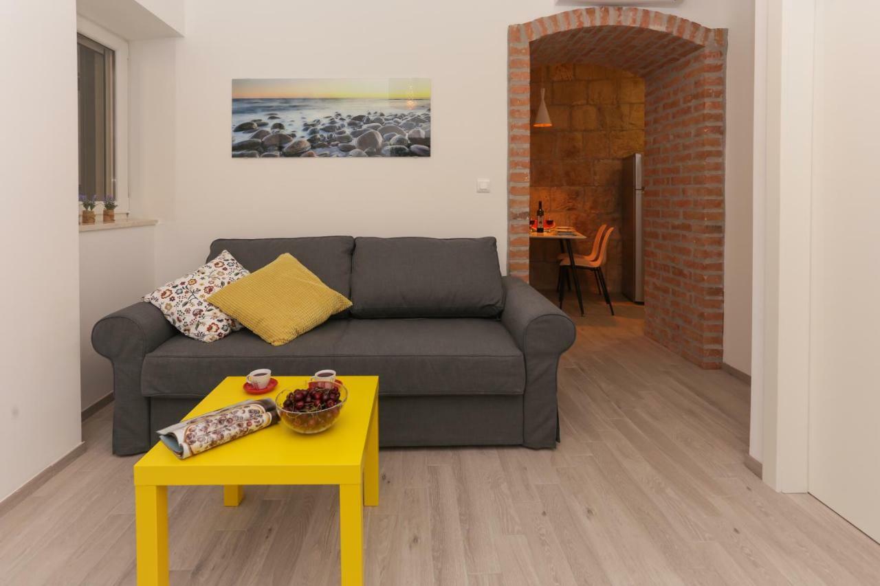 Beach Apartment Korina Sumpetar Екстер'єр фото